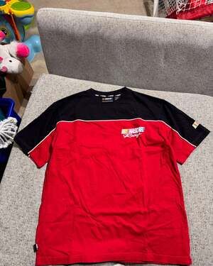 NASCAR Racing Y2K Colorblock Red and Black Graphic T-Shirt